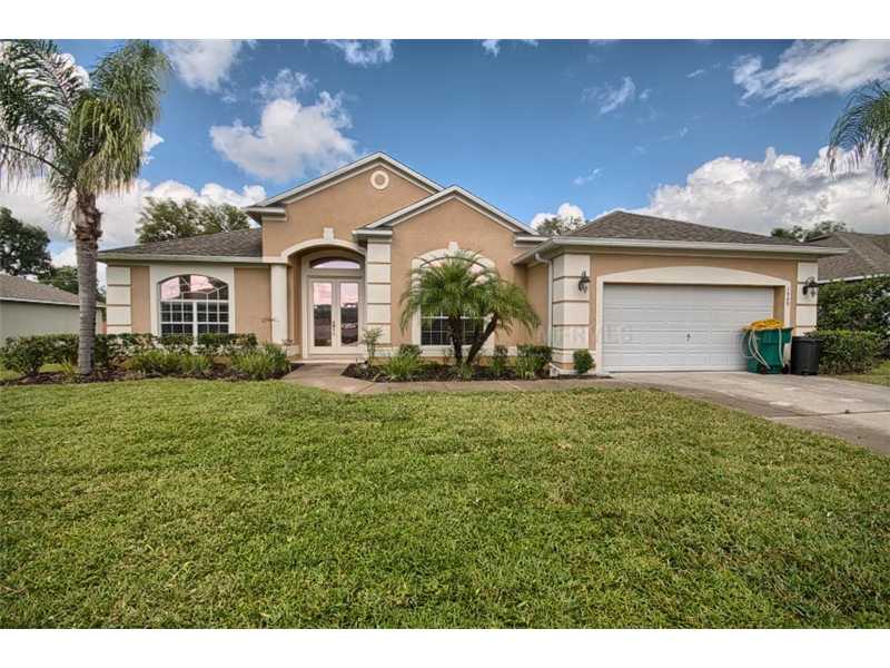 1909 Lazy Oaks Loop, Saint Cloud, FL 34771 photo 1