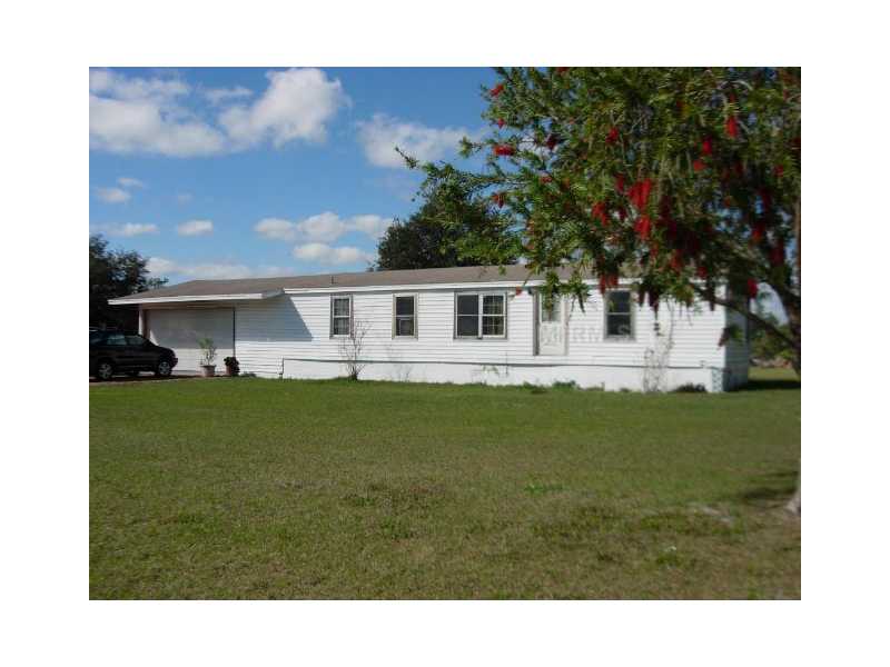 5390 Osceola Dr, Saint Cloud, FL 34773 photo 1