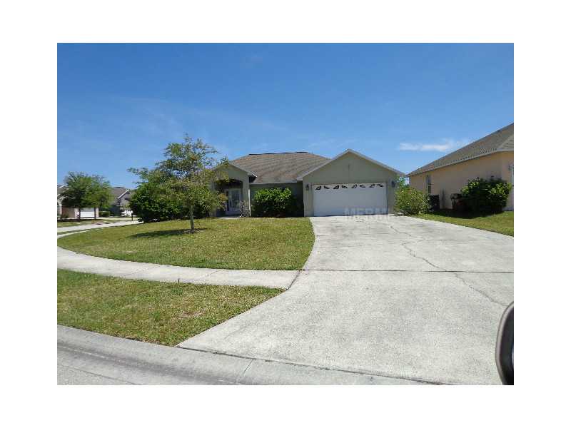 1301 Creekview Ct, Saint Cloud, FL 34772 photo 1