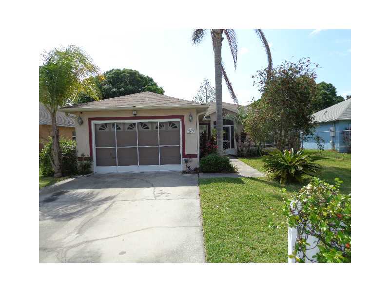 604 Mckay St, Saint Cloud, FL 34769 photo 1