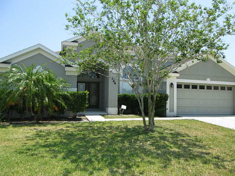 724 Indian Lakes Blvd E, Saint Cloud, FL 34772 photo 1
