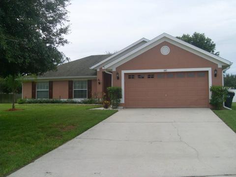 1807 Hagen Ct, Saint Cloud, FL 34771 photo 1