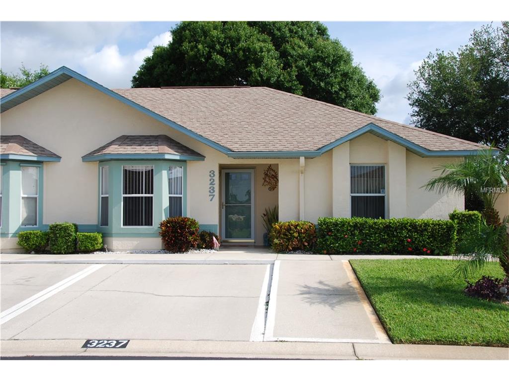 3237 Villa Way Cir, Saint Cloud, FL 34769 photo 1