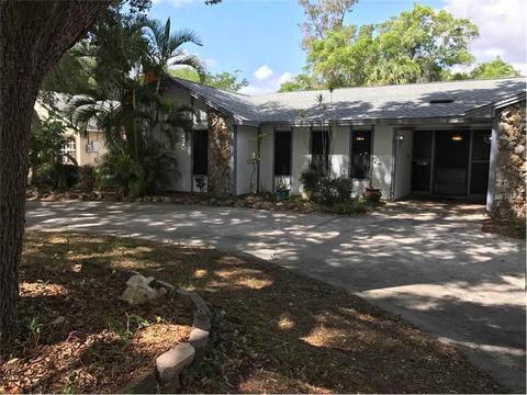 700 Vermont Ave, Saint Cloud, FL 34769 photo 1