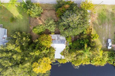 1616 Salmon St, Saint Cloud, FL 34771 photo 1