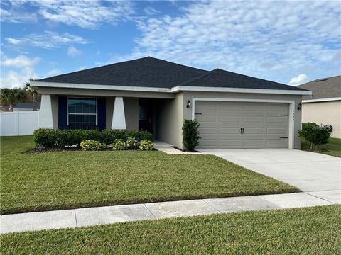 4555 Calumet Dr, Saint Cloud, FL 34772 photo 1