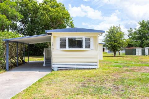 2012 Pine St, Saint Cloud, FL 34769 photo 1