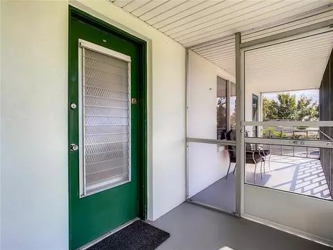1600 W Lake Parker Dr #B-29, Lakeland, FL 33805