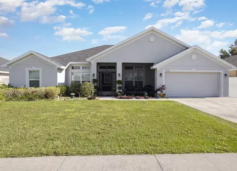 2242 Angel Fish Loop, Leesburg, FL 34748