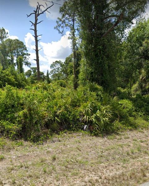 222 E Malden Ave S, Lehigh Acres, FL 33974