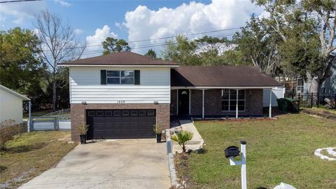 1209 Dawn Dr, Dundee, FL 33838 photo 1
