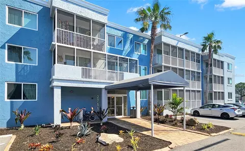 2755 Coconut Bay Ln #114, Sarasota, FL 34237
