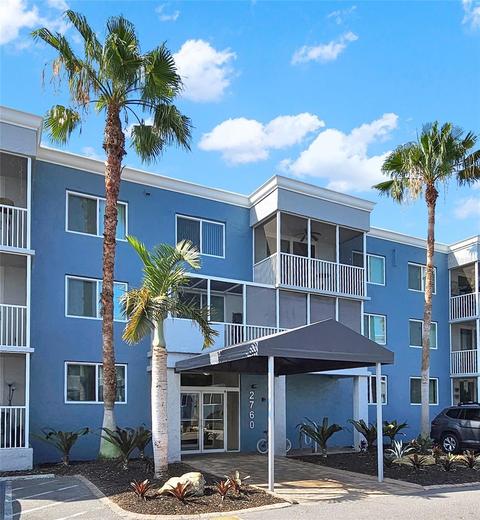 2760 Coconut Bay Ln #211, Sarasota, FL 34237