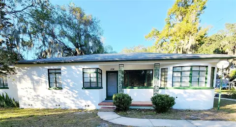 1114 Sunshine Ave, Leesburg, FL 34748