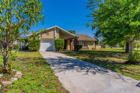715 Brassie Ln, Poinciana, FL 34759
