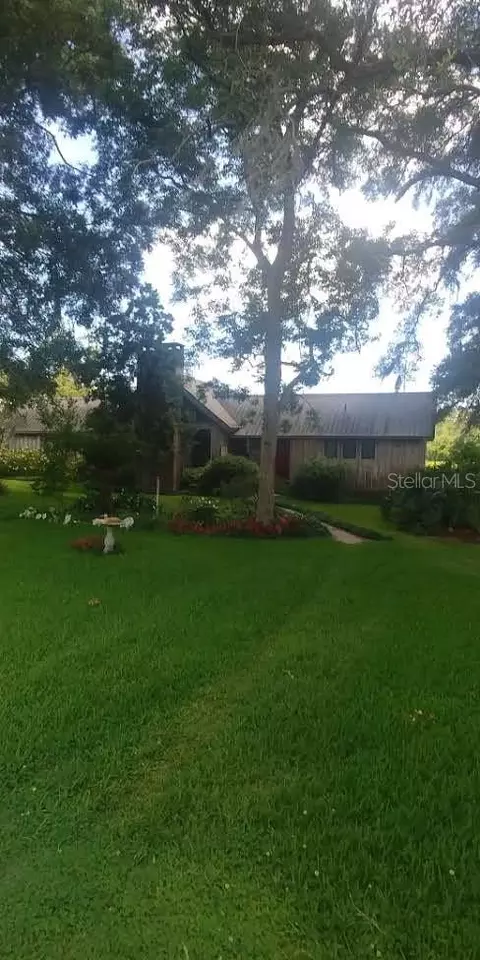 18825 SE 24th Ave, Hawthorne, FL 32640