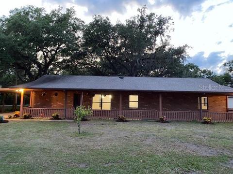 13002 E Simpson Rd, Dover, FL 33527