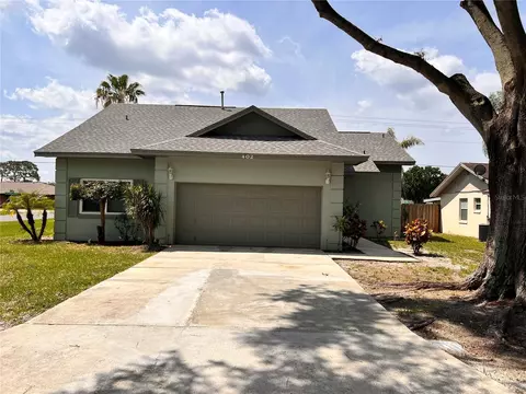 402 Lake Daisy Dr, Winter Haven, FL 33884