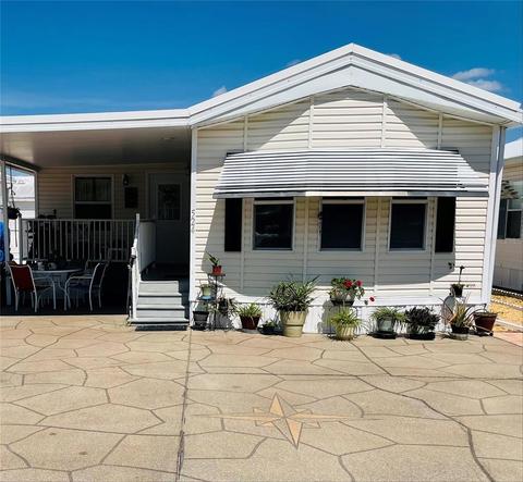 524 Pansy St, Davenport, FL 33837