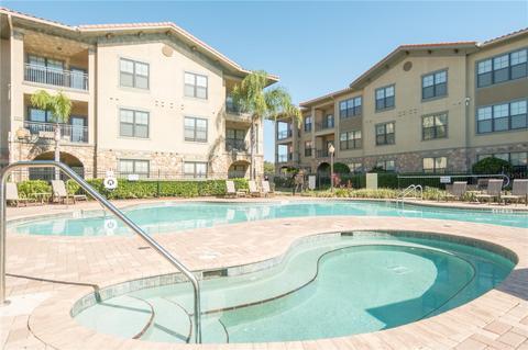 903 Charo Pkwy #812, Davenport, FL 33897