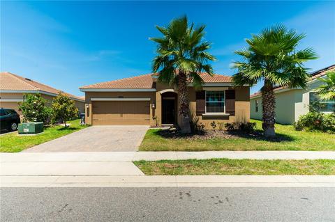 1015 Oak Bluff Dr, Davenport, FL 33837