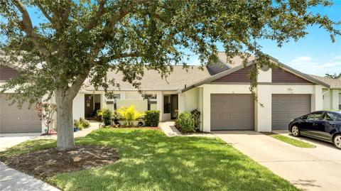78 Lakepointe Cir, Kissimmee, FL 34743