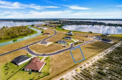 343 Spinnaker Ct, Auburndale, FL 33823