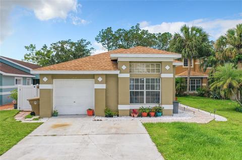 2712 Emerson Ln, Kissimmee, FL 34743