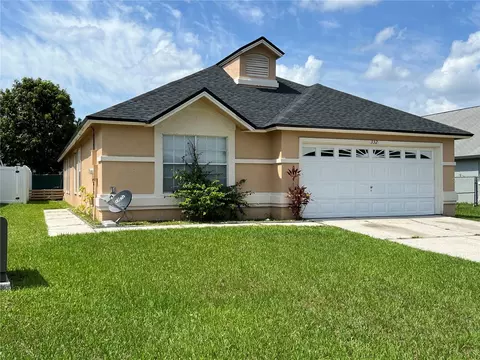 332 Oceanside Ct, Kissimmee, FL 34743