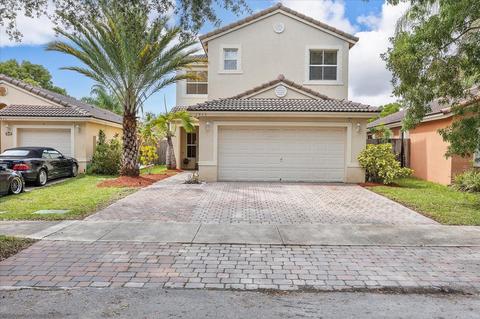 1915 SE 15th St, Homestead, FL 33035
