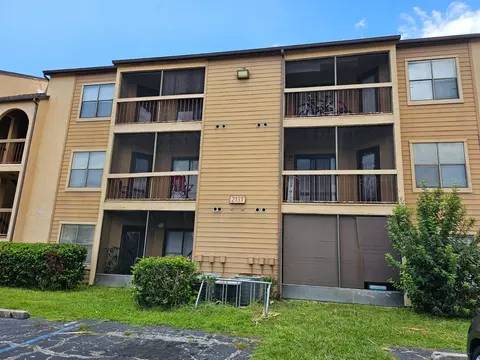 2131 Cascades Blvd #307, Kissimmee, FL 34741