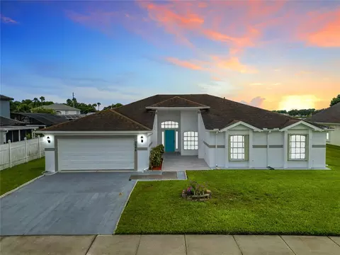 2686 Hawthorne Ln, Kissimmee, FL 34743