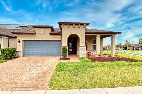 702 Asturias Rd, Davenport, FL 33837