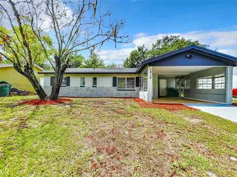 1916 Selleen Dr, Eustis, FL 32726