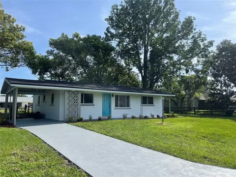 4875 Lake Shore Dr, Saint Cloud, FL 34772