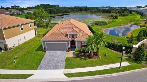 1644 Oak Blossom Dr, Davenport, FL 33837