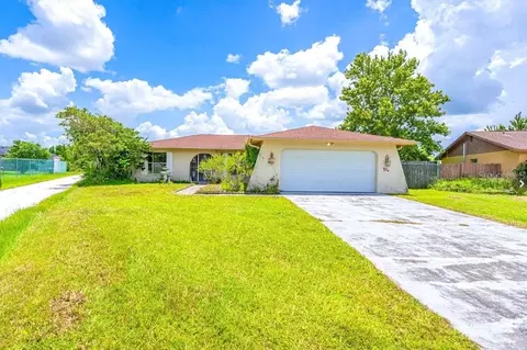 714 Tournament Ln, Kissimmee, FL 34759
