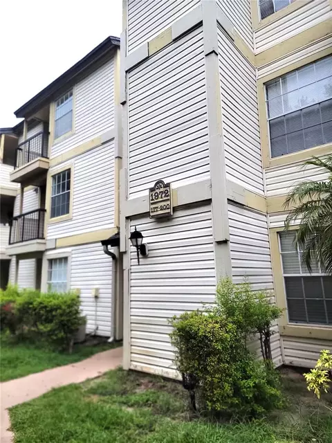 1972 Lake Atriums Cir #198, Orlando, FL 32839