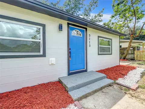 5115 10th St, Zephyrhills, FL 33542