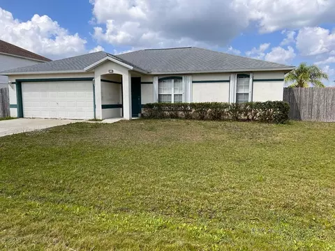 124 Birmingham Dr, Kissimmee, FL 34758