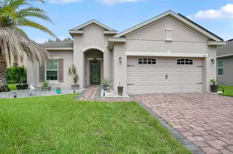 318 Lake Davenport Cir, Davenport, FL 33837