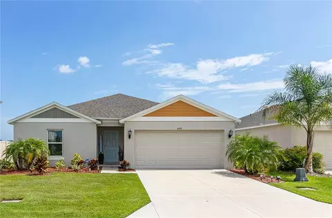 5491 Arlington River Dr, Lakeland, FL 33811