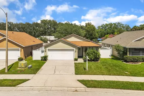 2978 Cool Breeze Cir, Saint Cloud, FL 34769