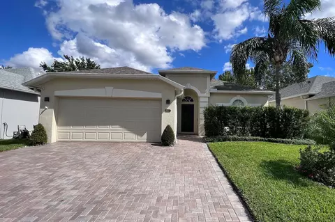 9954 Shadow Creek Dr, Orlando, FL 32832