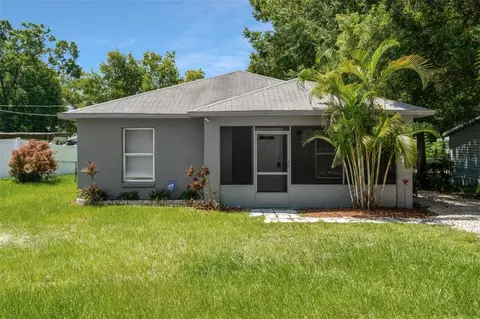 212 Pike St, Auburndale, FL 33823