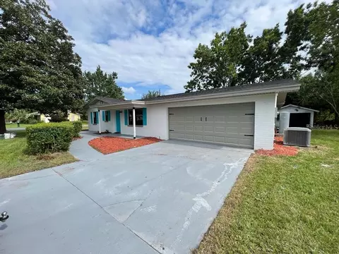 2731 W 20th St, Sanford, FL 32771