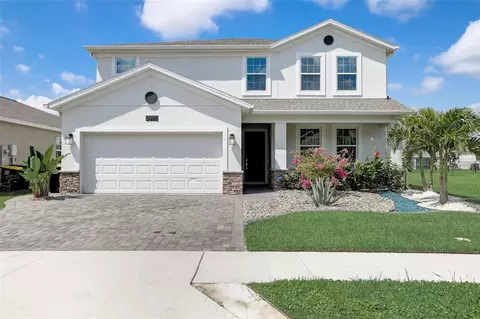 2955 Camden Way, Davenport, FL 33837