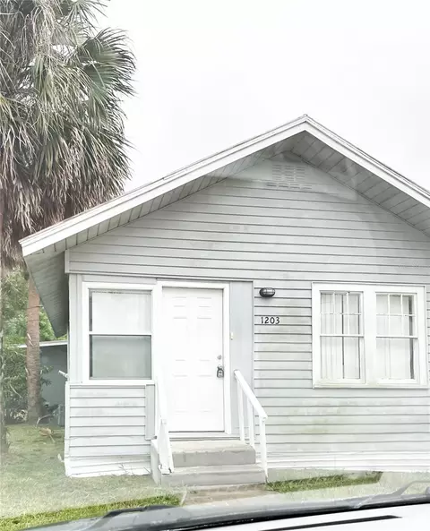 1203 Kentucky Ave, Saint Cloud, FL 34769