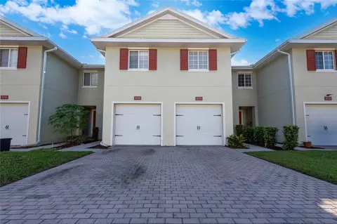 10734 Regent Square Dr #1504, Orlando, FL 32825