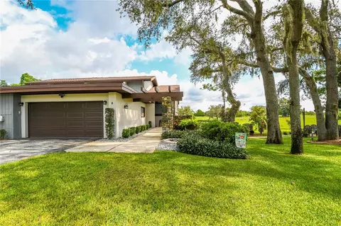 8 Nottingham Way, Haines City, FL 33844